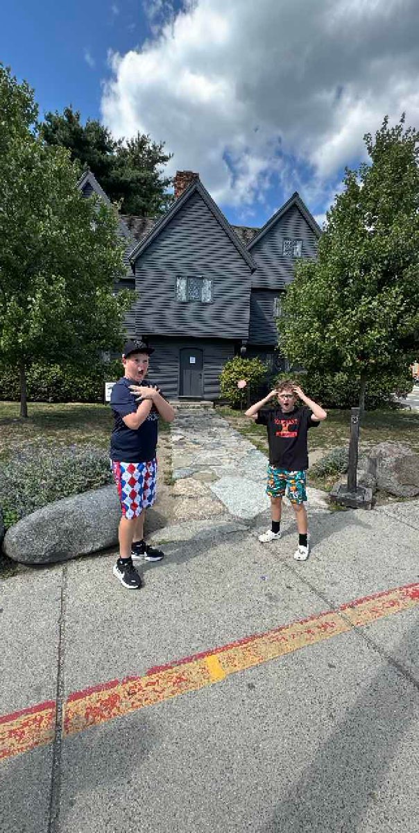 Salem Massachusetts Downtown Scavenger Hunt scavenger hunt photos