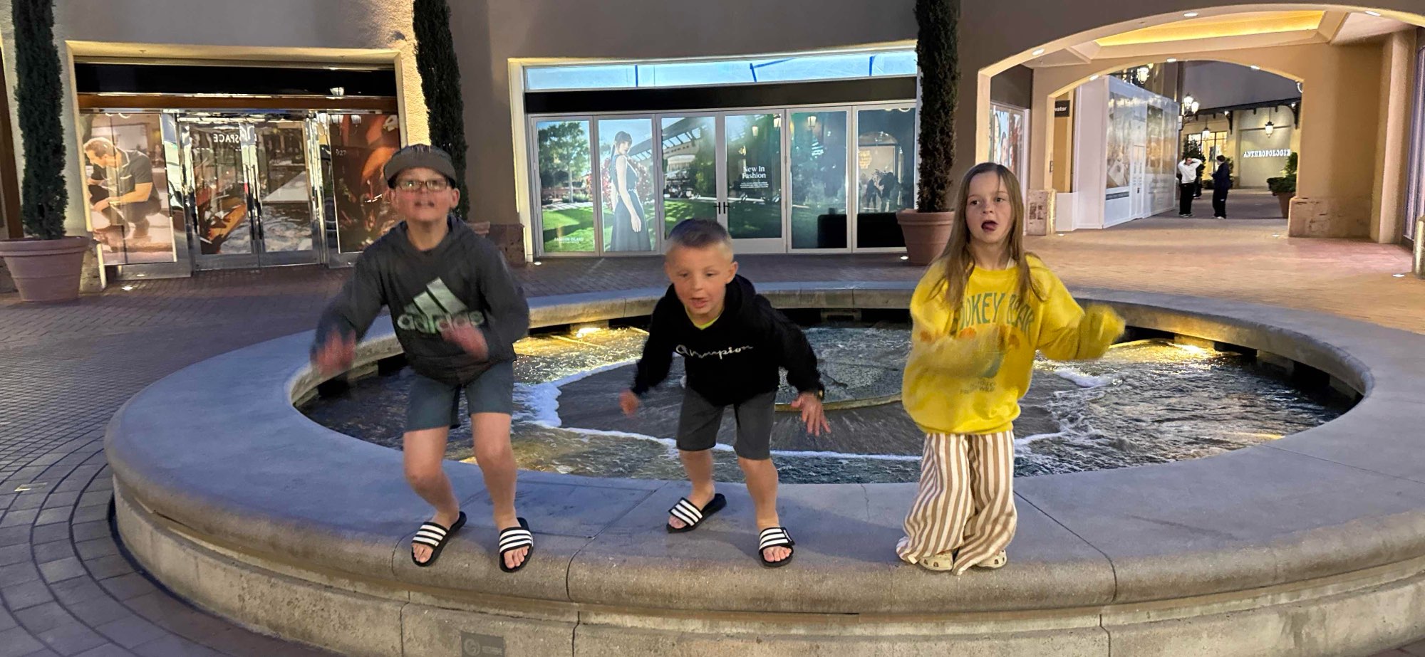 Newport Center Scavenger Hunt scavenger hunt photos