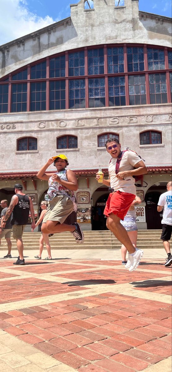 team building scavenger hunt