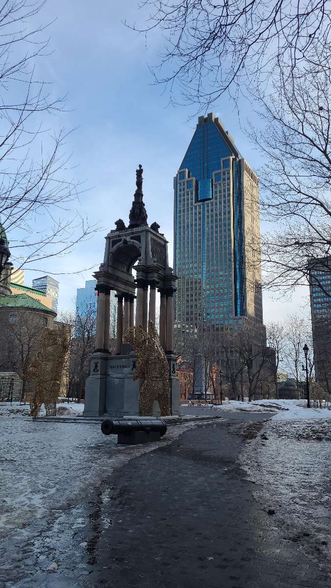 モントリオール オーディオツアーのスカベンジャーハント写真