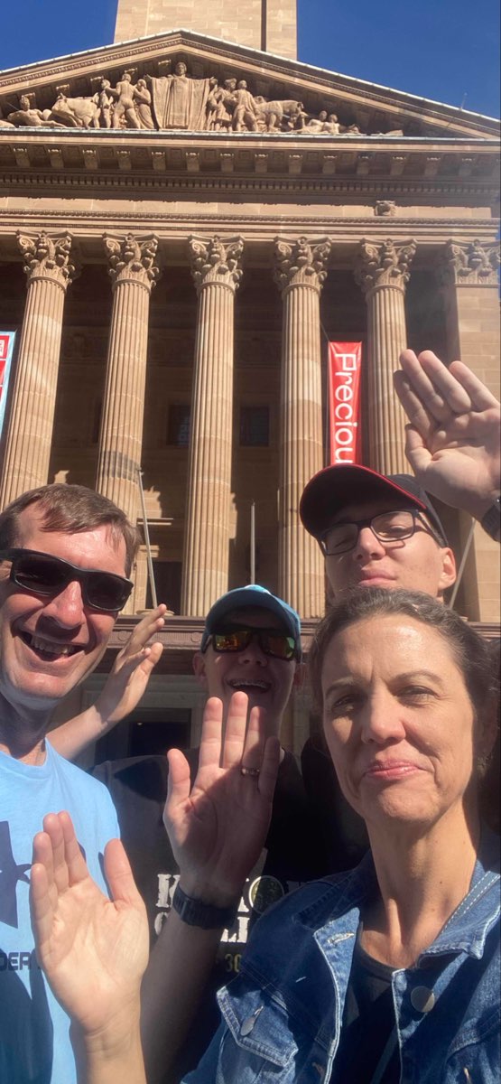 team building scavenger hunt