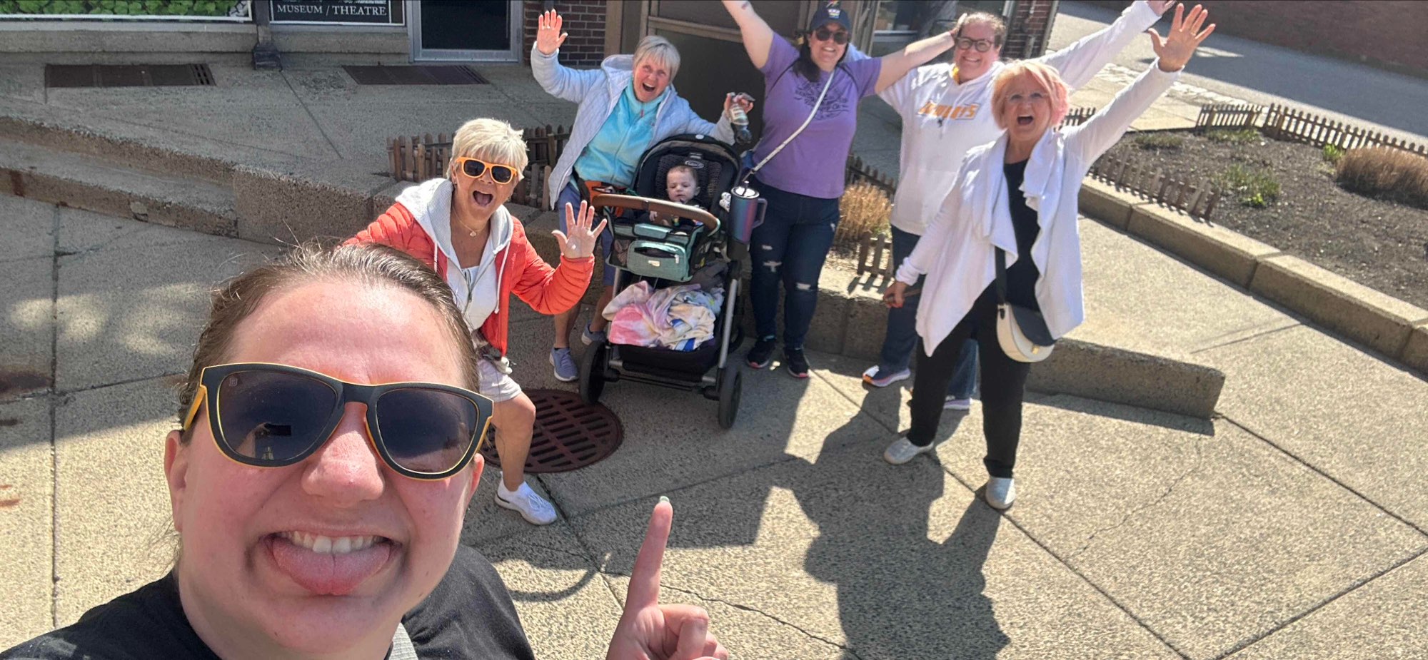 team building scavenger hunt