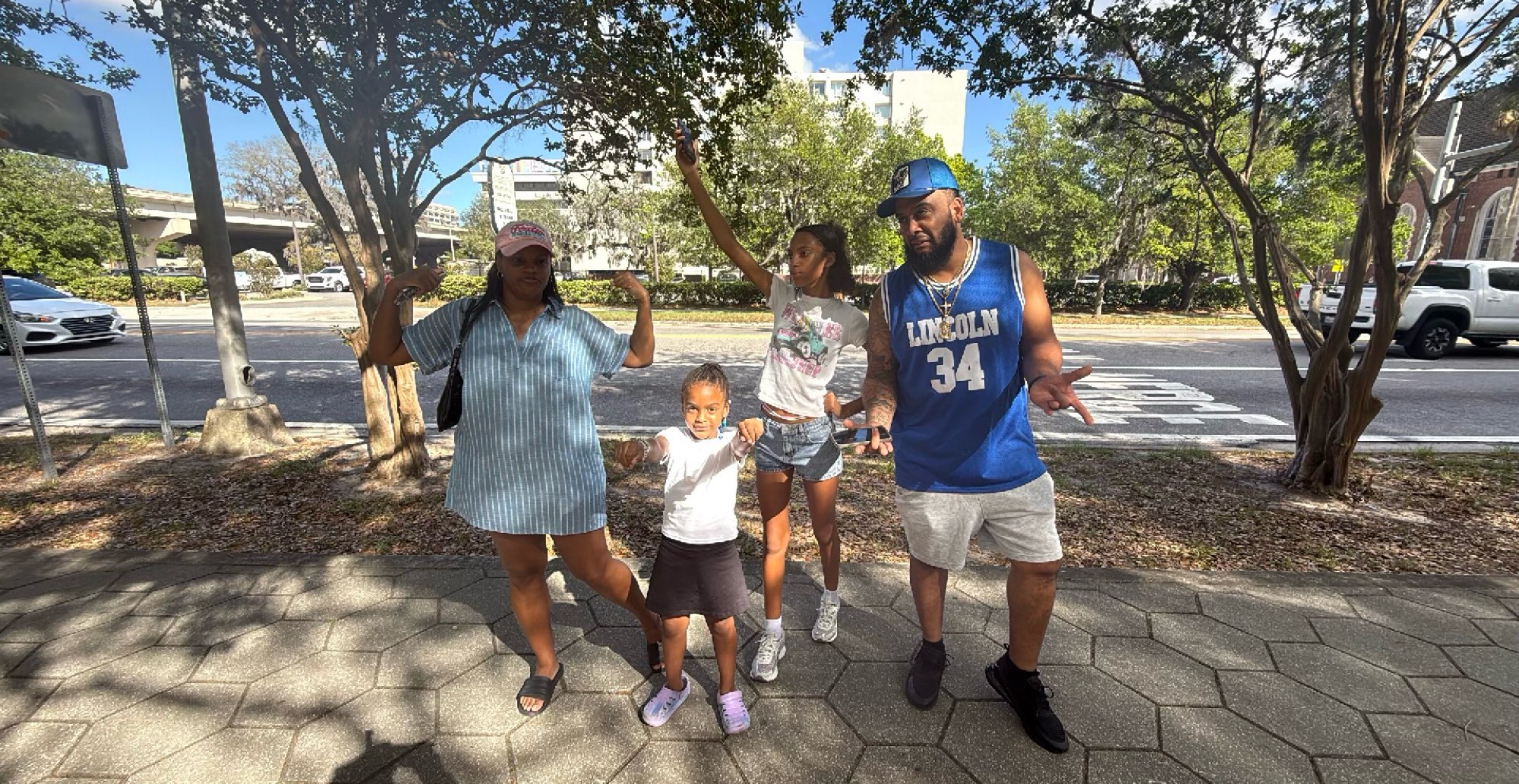 Fotos von der Jacksonville Florida Bar Crawl Schnitzeljagd