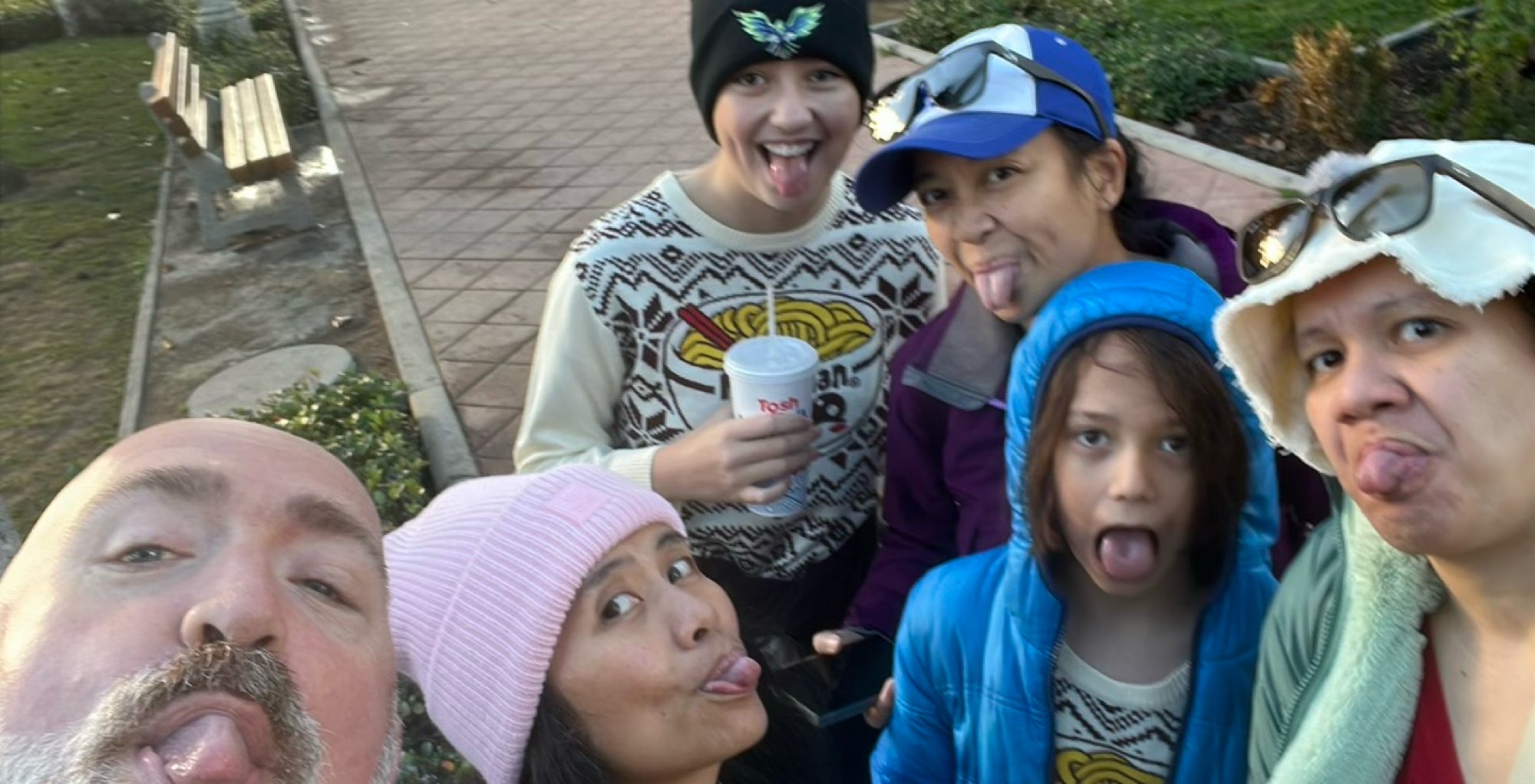 team building scavenger hunt