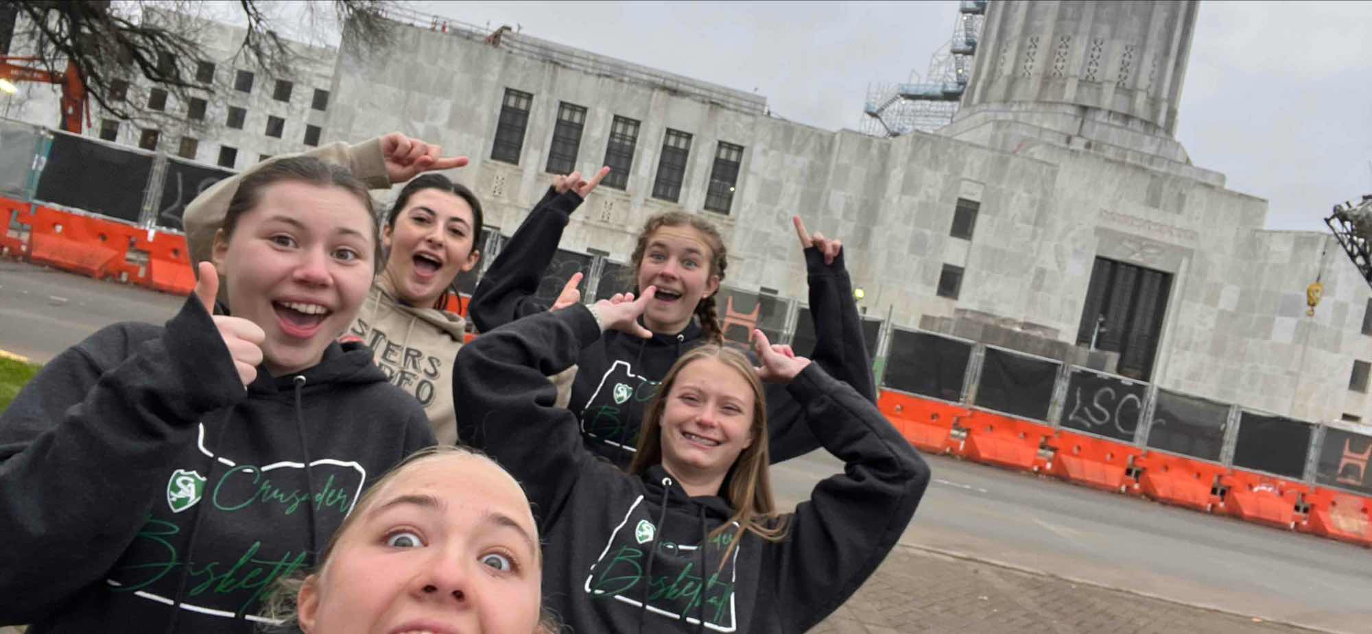 Willamette University Scavenger Hunt scavenger hunt photos