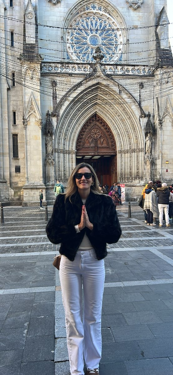 &Phi;&omega;&tau;&omicron;&gamma;&rho;&alpha;&phi;ί&epsi;&sigmav; &alpha;&pi;ό &tau;&omicron; &Kappa;&upsi;&nu;ή&gamma;&iota; &Theta;&eta;&sigma;&alpha;&upsi;&rho;&omicron;ύ &Mu;&pi;&iota;&lambda;&mu;&pi;ά&omicron;