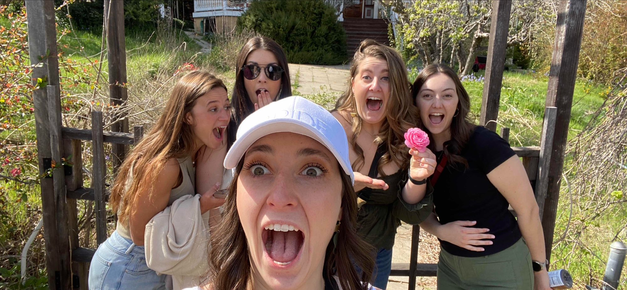 team building scavenger hunt