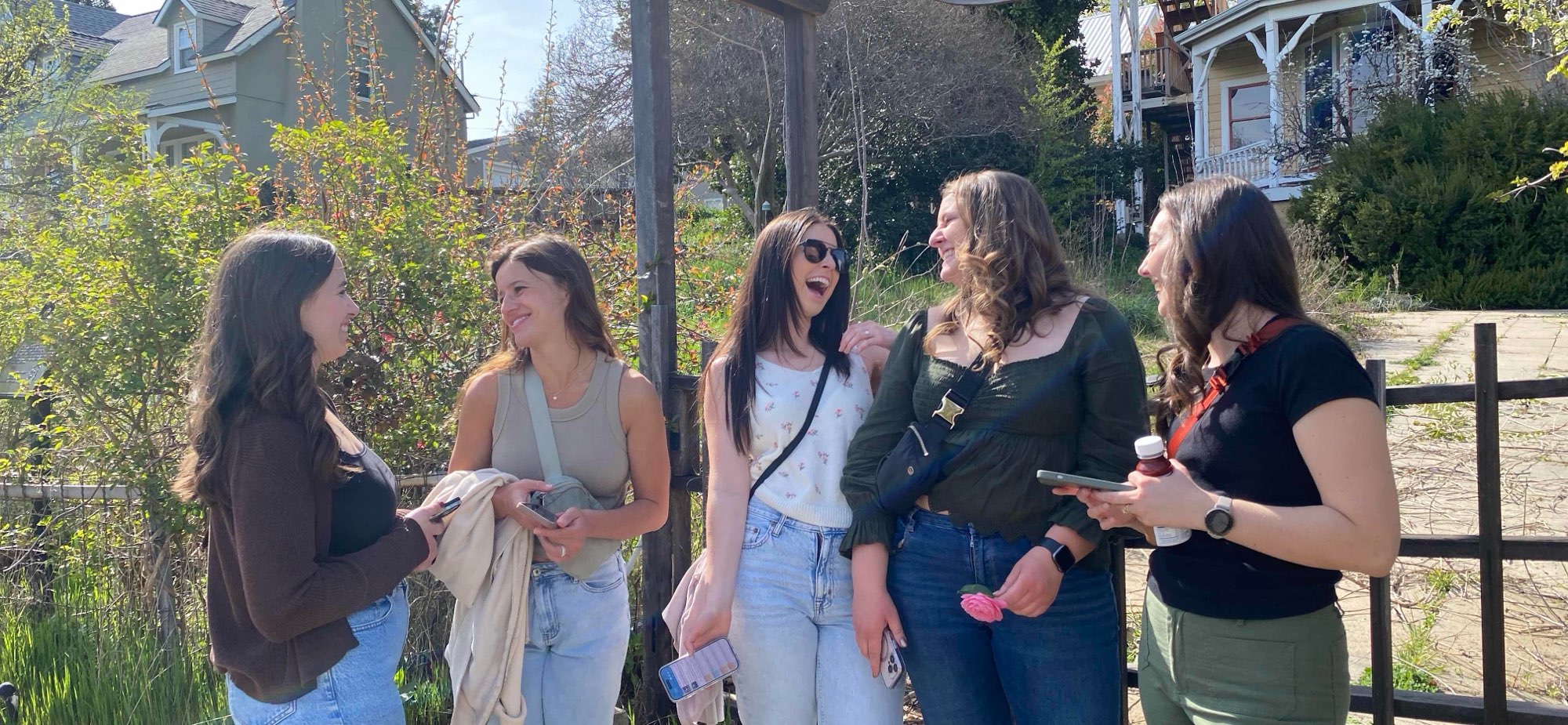 team building scavenger hunt