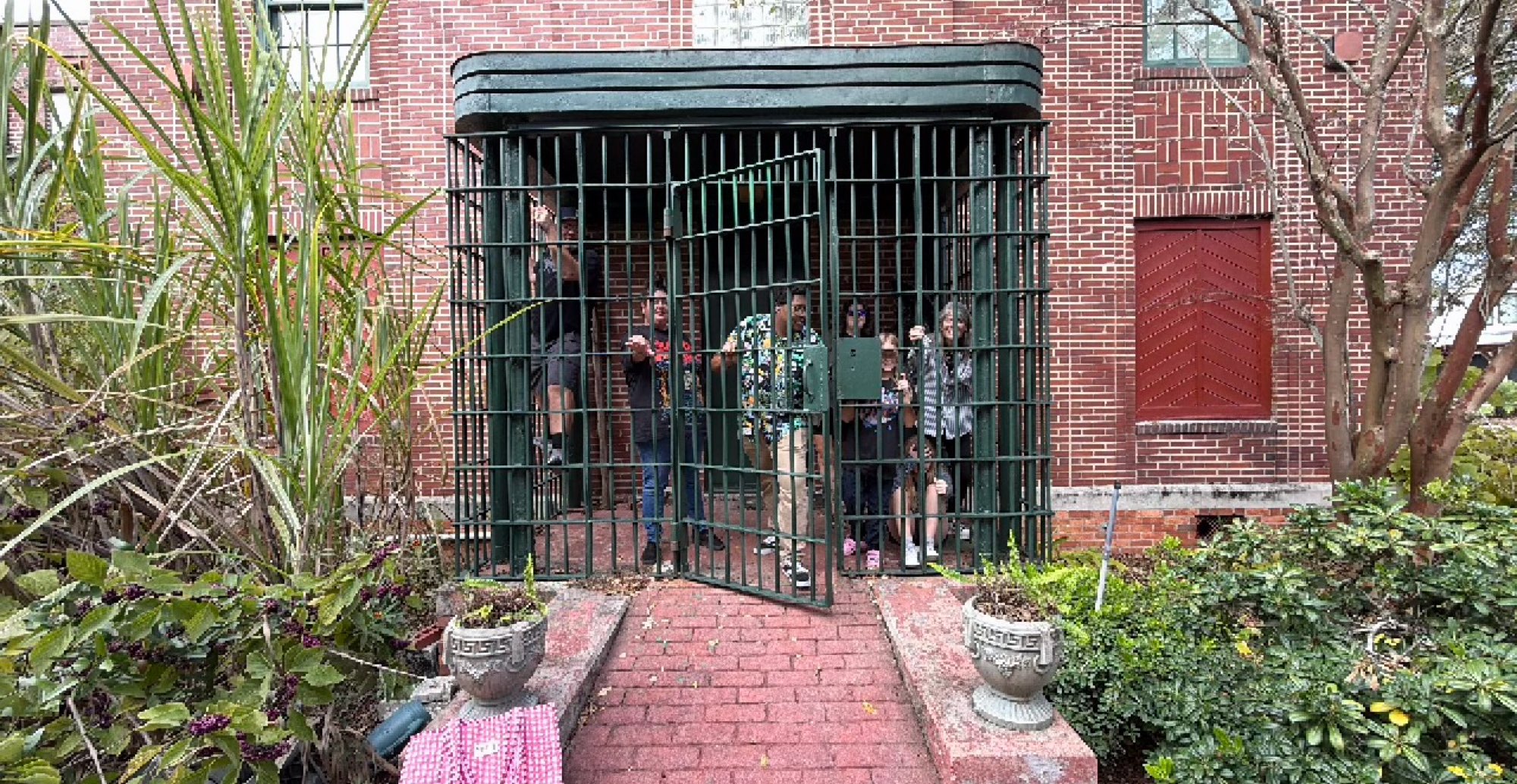 フェルナンディナビーチ ゴーストツアーのスカベンジャーハント写真