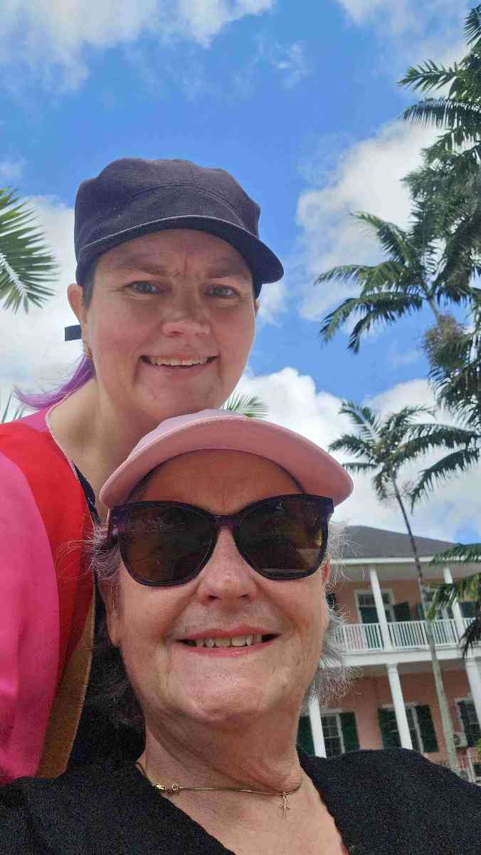 Nassau Scavenger Hunt scavenger hunt photos