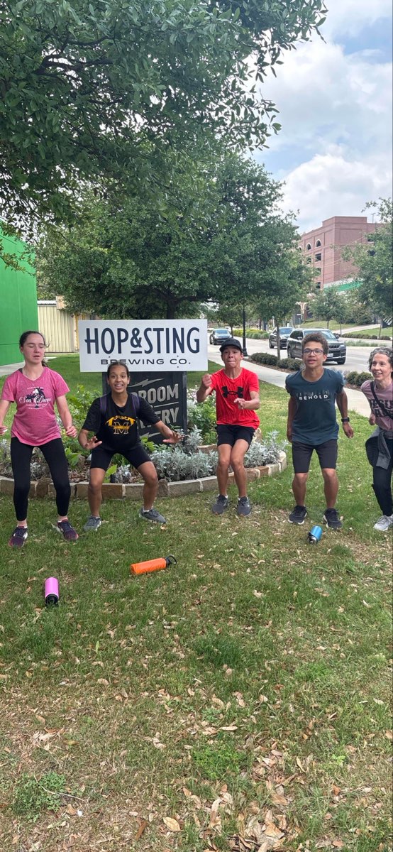 Foto's van de Grapevine Scavenger Hunt speurtocht