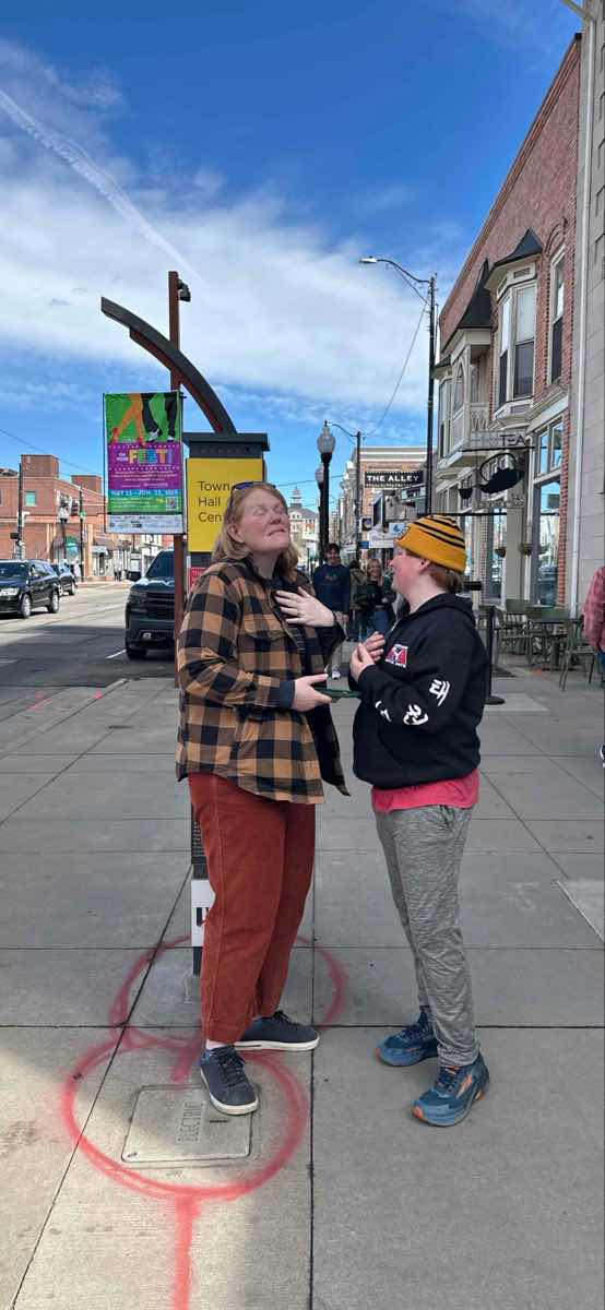 team building scavenger hunt