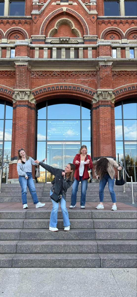 Cincinnati Art Walk scavenger hunt photos