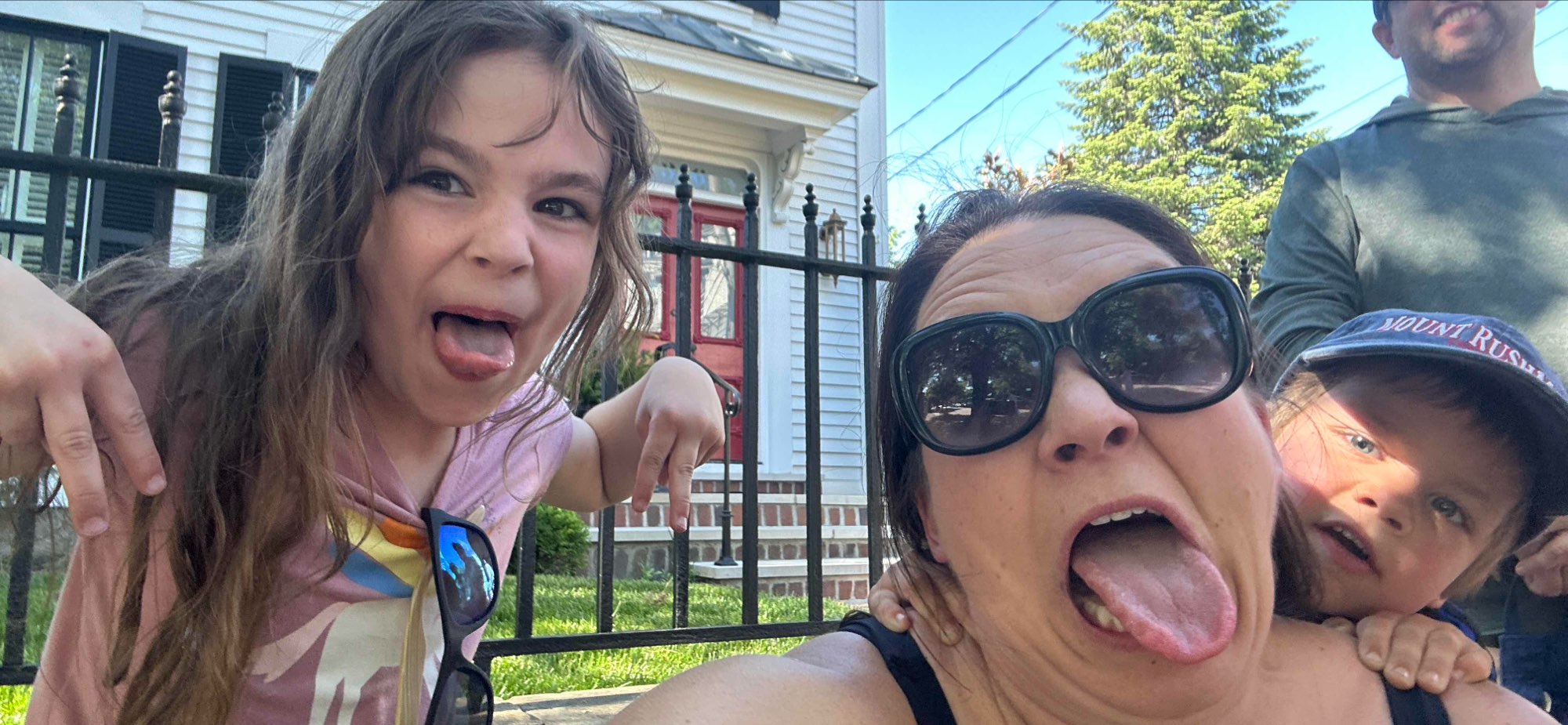 team building scavenger hunt