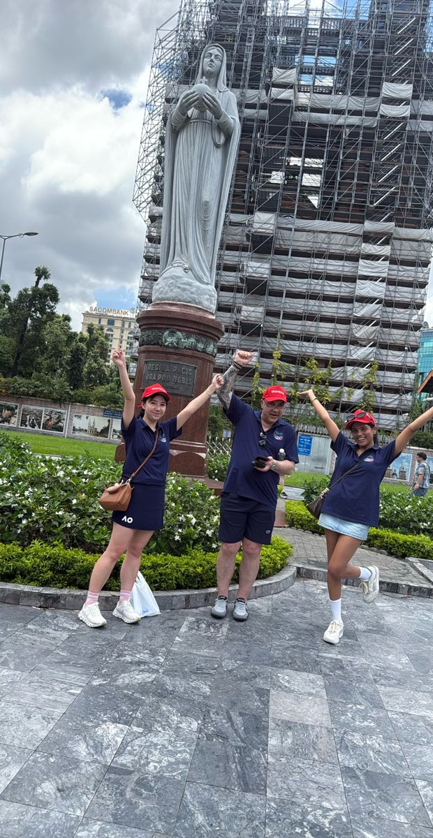 team building scavenger hunt