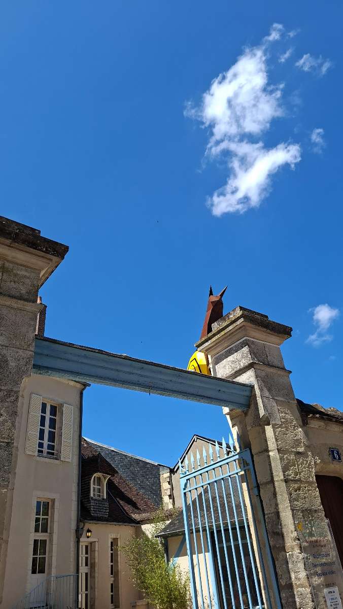 Bourges Scavenger Hunt scavenger hunt photos