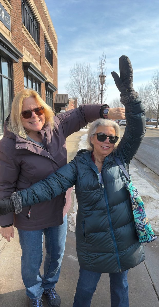 team building scavenger hunt