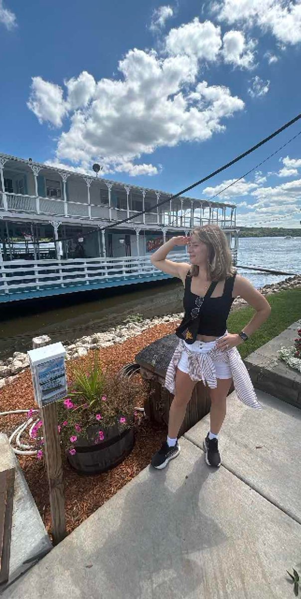 Le Claire Scavenger Hunt scavenger hunt photos