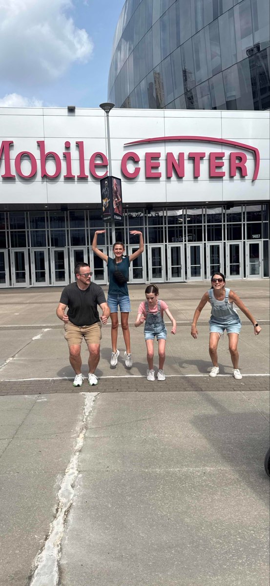 University of Missouri-Kansas City Scavenger Hunt scavenger hunt photos