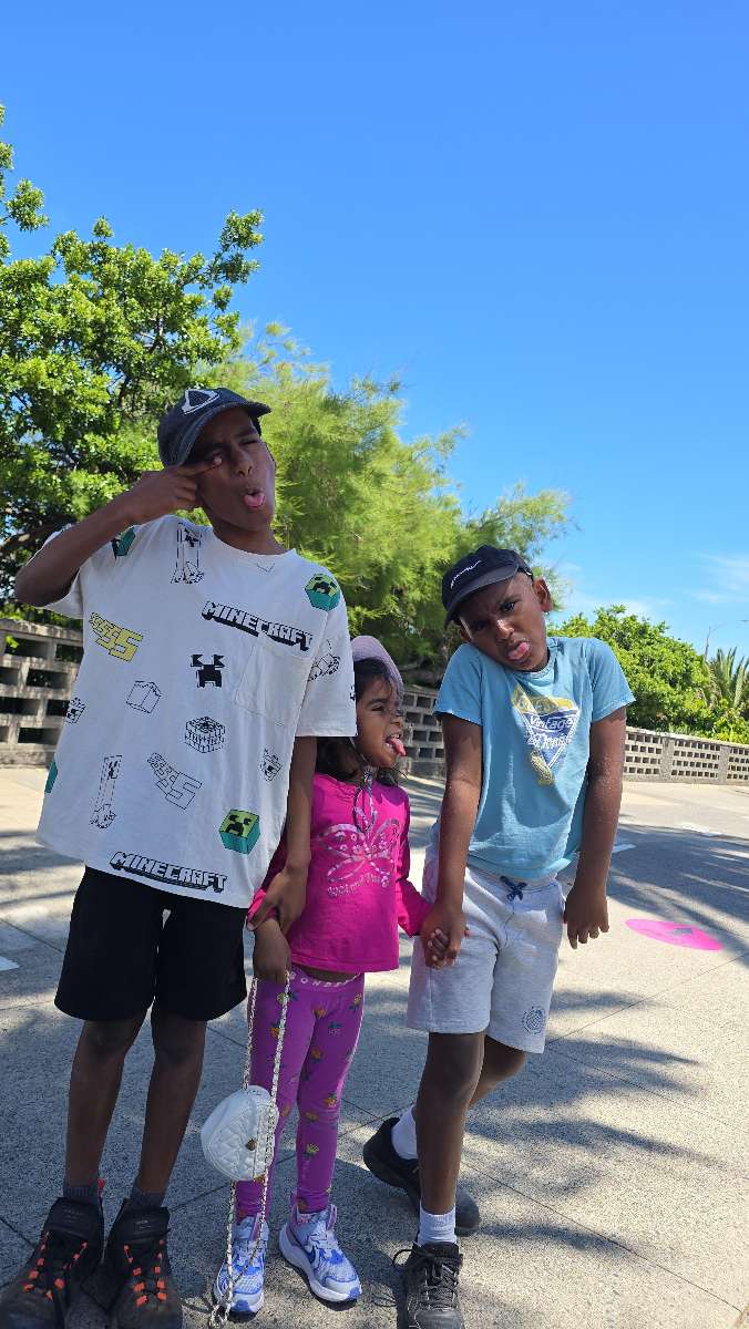 St Kilda Scavenger Hunt scavenger hunt photos