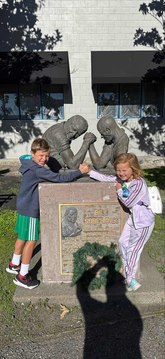 Petaluma Downtown Scavenger Hunt scavenger hunt photos