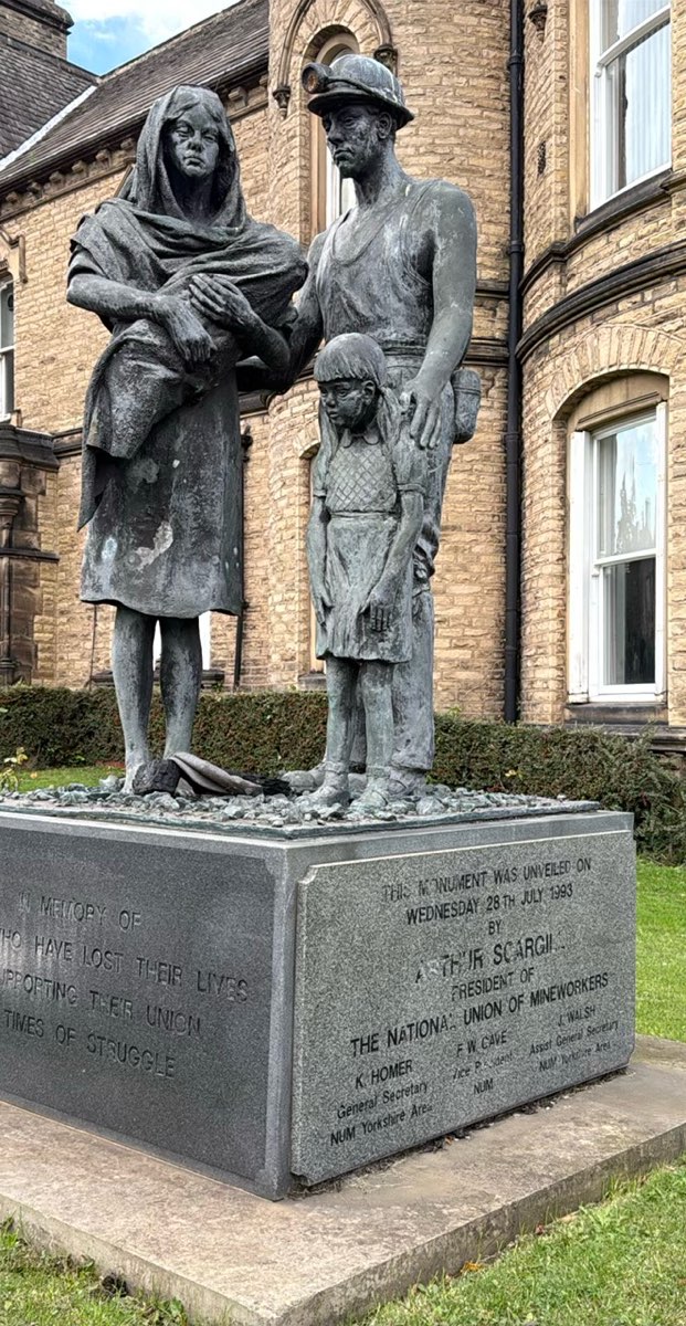 ภาพถ่ายการผจญภัยล่าสมบัติ Barnsley