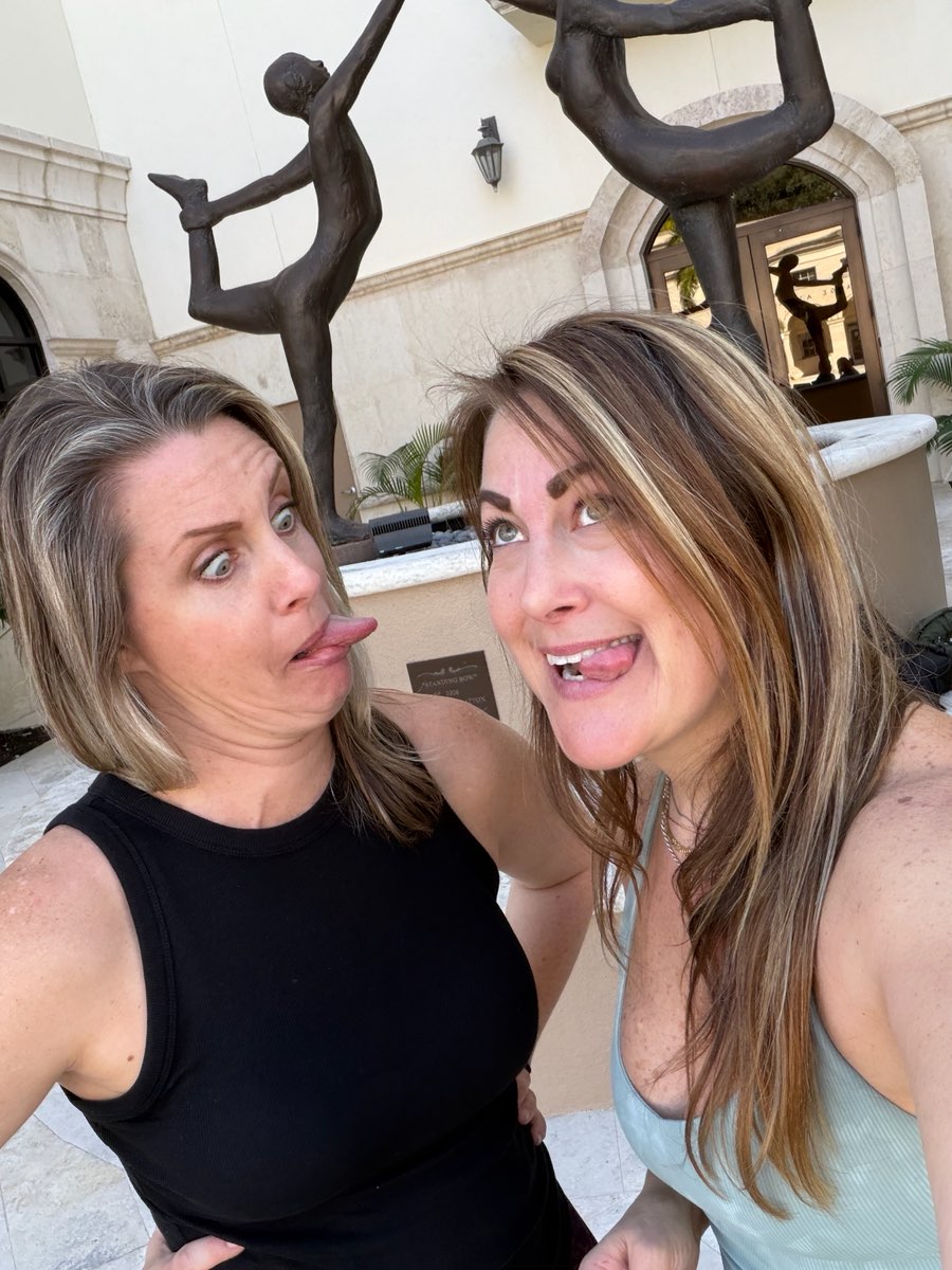 team building scavenger hunt