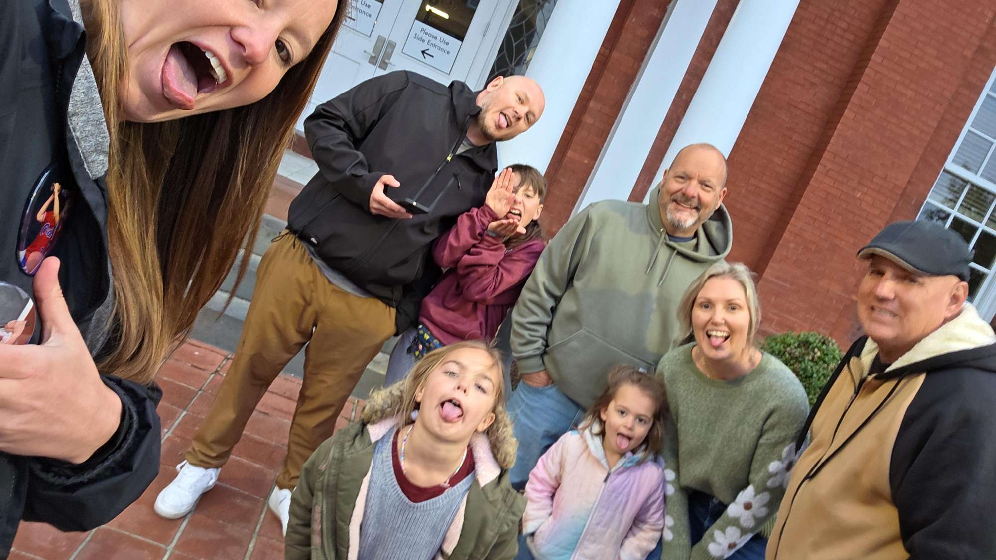 team building scavenger hunt