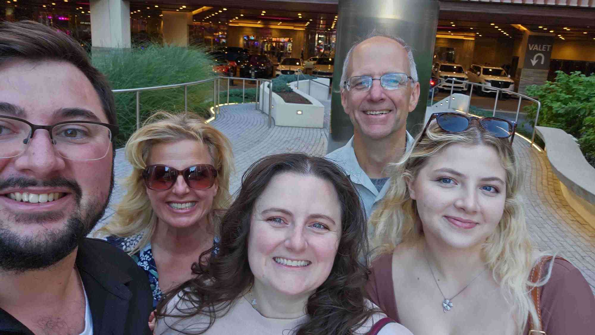 team building scavenger hunt