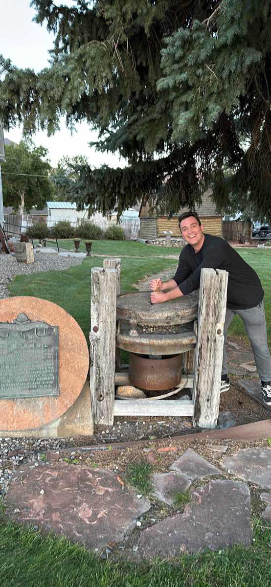 Pleasant Grove Scavenger Hunt scavenger hunt photos