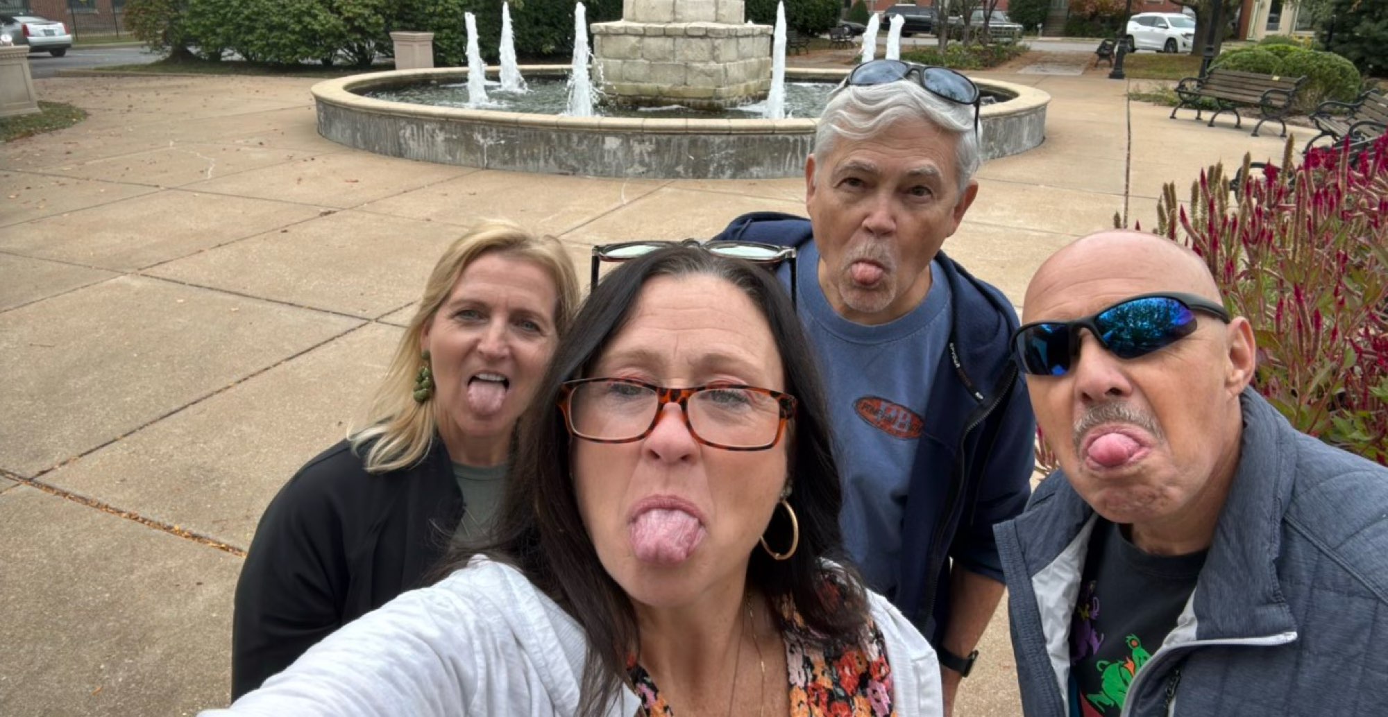 Saint Louis University Scavenger Hunt scavenger hunt photos