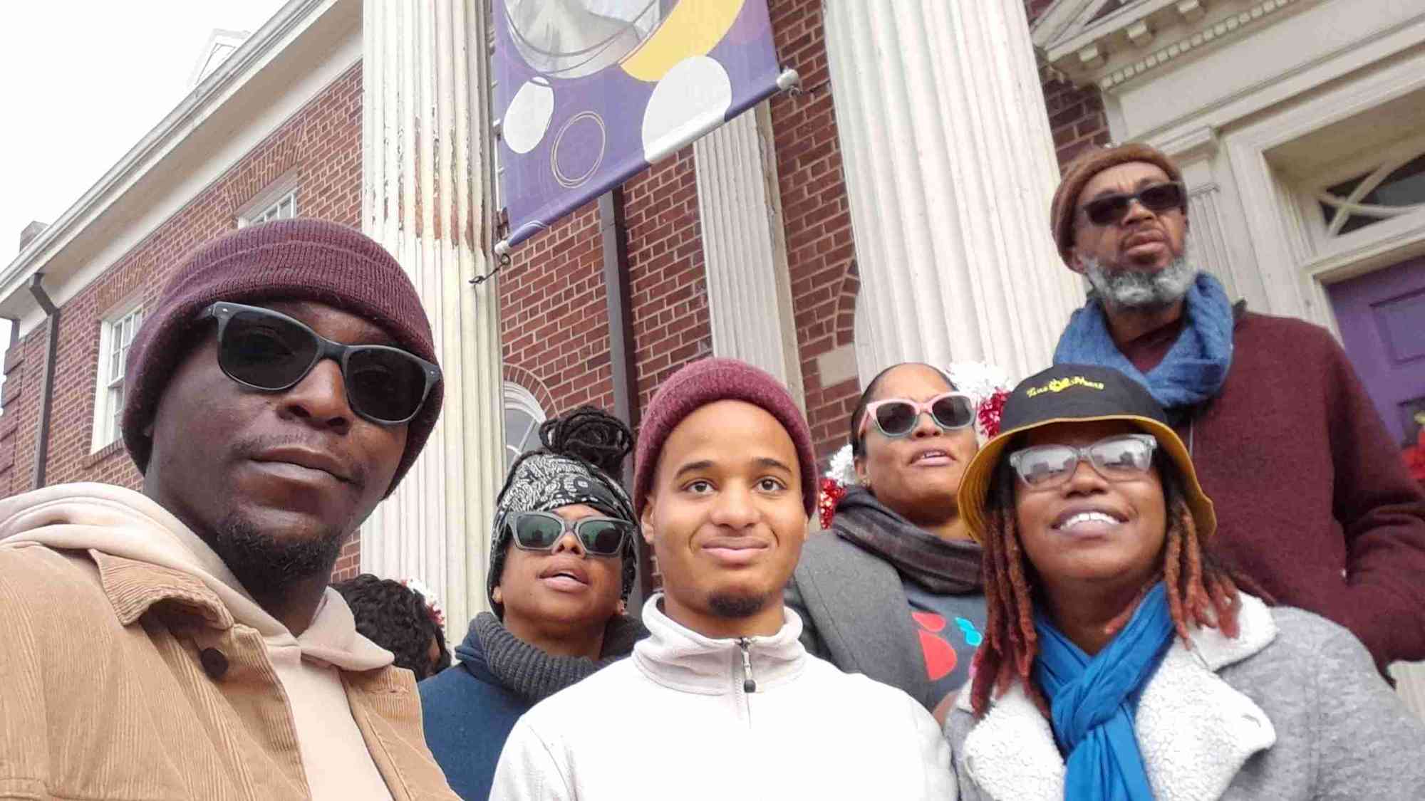 team building scavenger hunt