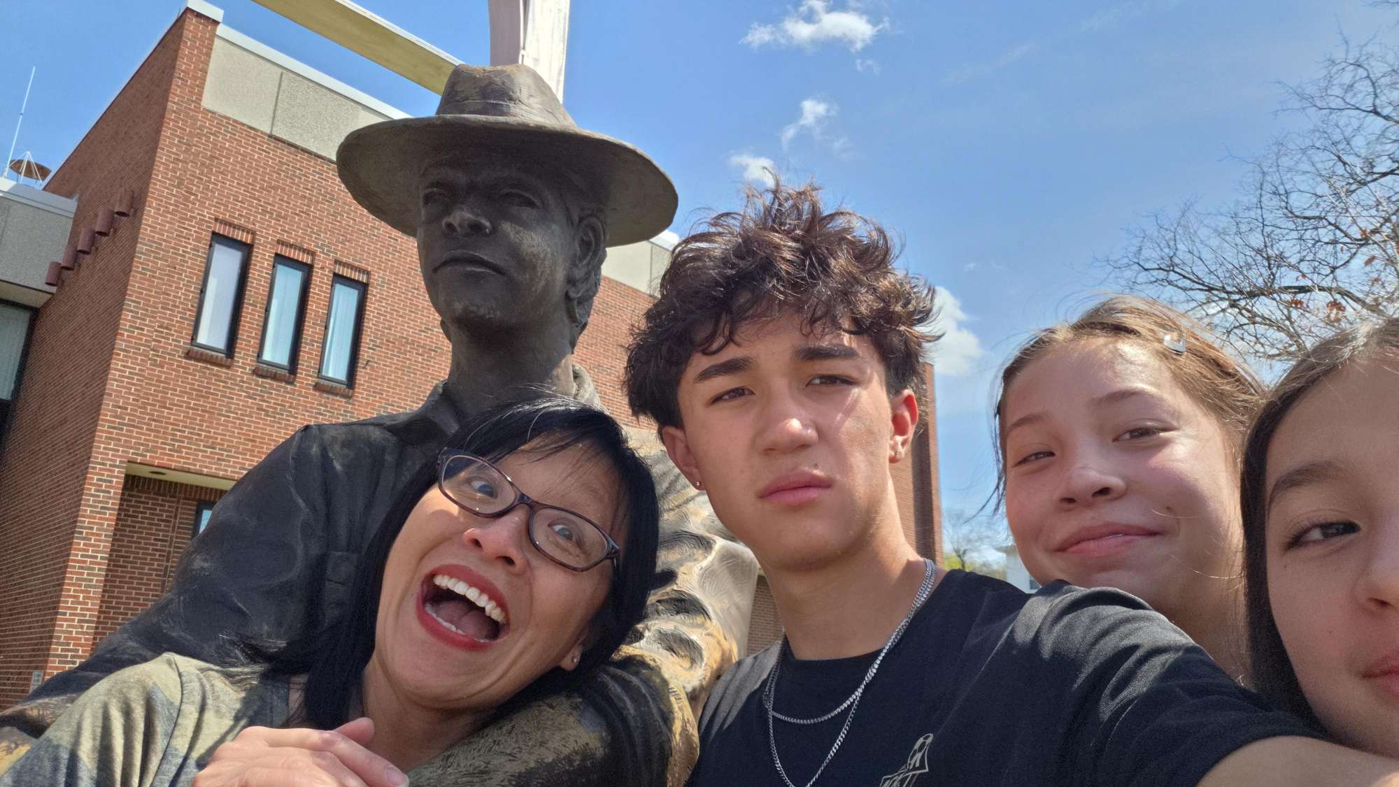 Danbury 스캐빈저 헌트 스캐빈저 헌트 사진