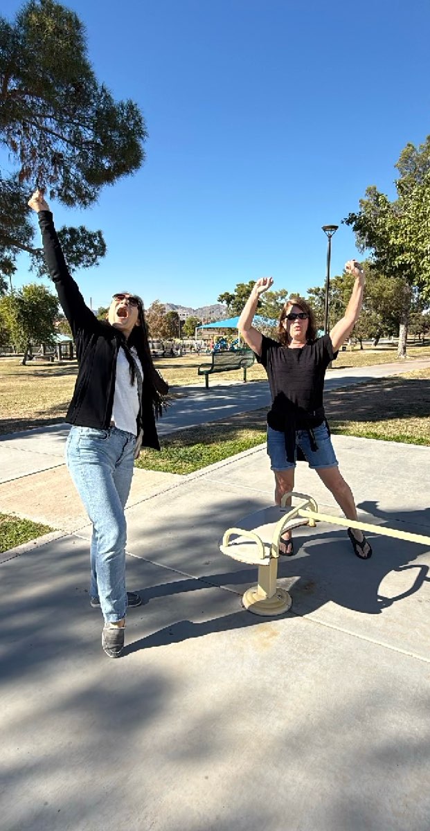 team building scavenger hunt