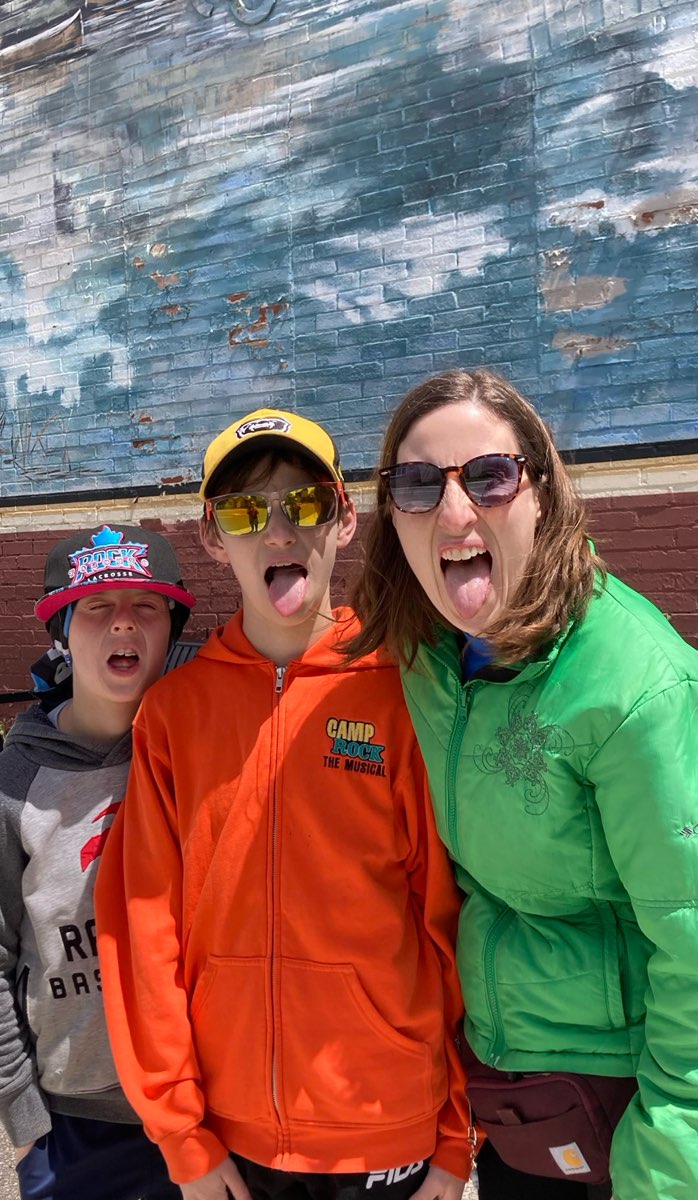 team building scavenger hunt