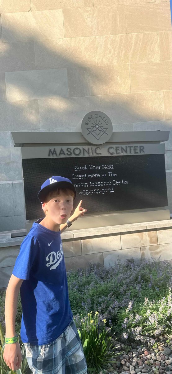 Madison Wisconsin Downtown Scavenger Hunt scavenger hunt photos