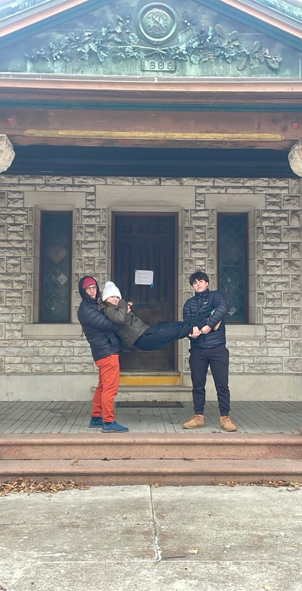 Saint Louis Midtown Scavenger Hunt scavenger hunt photos