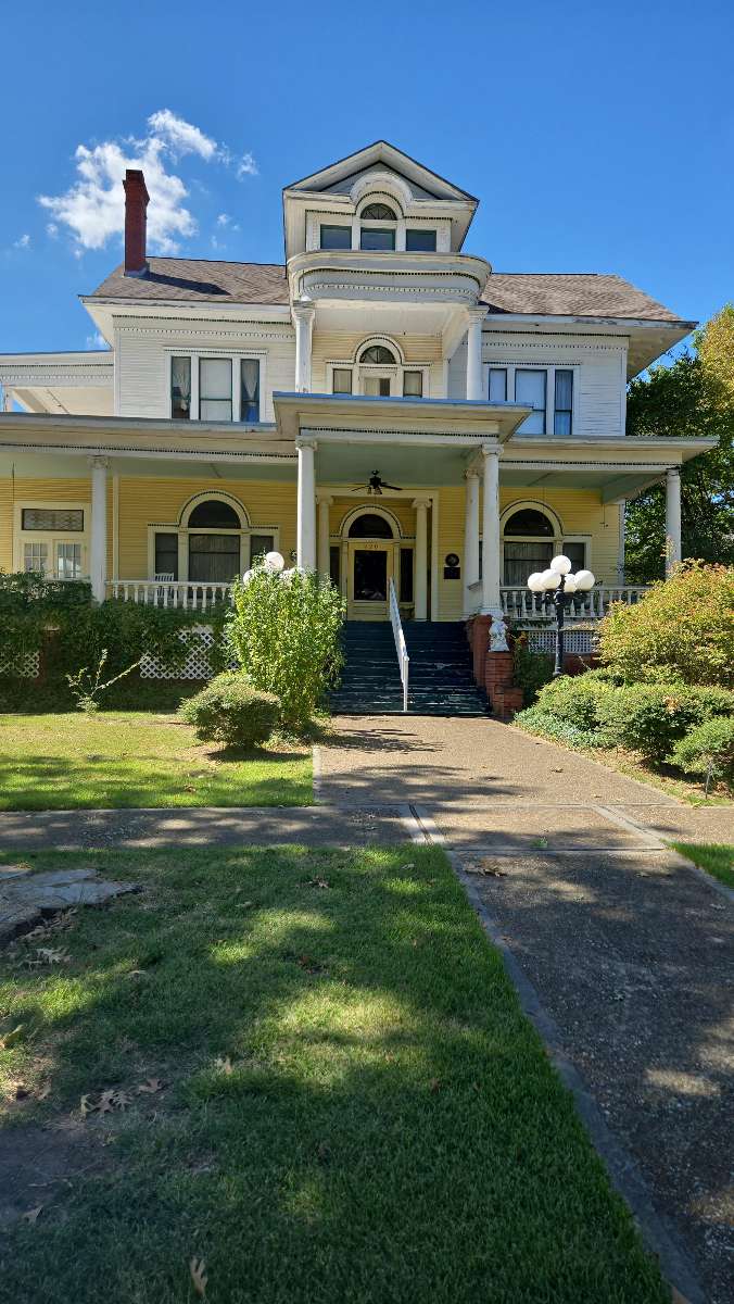 &Phi;&omega;&tau;&omicron;&gamma;&rho;&alpha;&phi;ί&epsi;&sigmav; &alpha;&pi;ό &tau;&omicron; &Kappa;&upsi;&nu;ή&gamma;&iota; &Theta;&eta;&sigma;&alpha;&upsi;&rho;&omicron;ύ &tau;&eta;&sigmav; &Kappa;&omicron;&rho;&sigma;&iota;&kappa;ά&nu;&alpha;