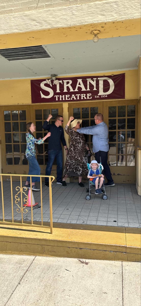 team building scavenger hunt