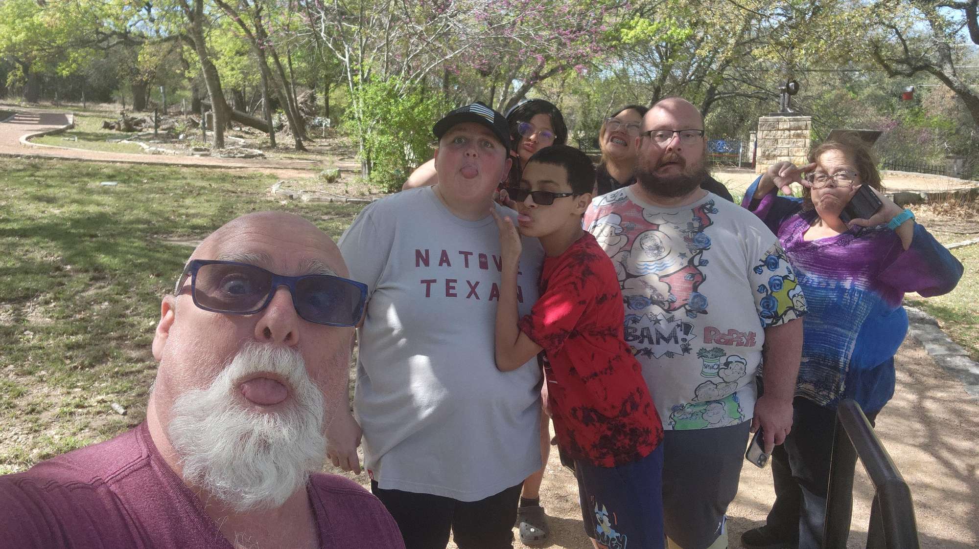 תמונות חיפוש מטמון בסלדו