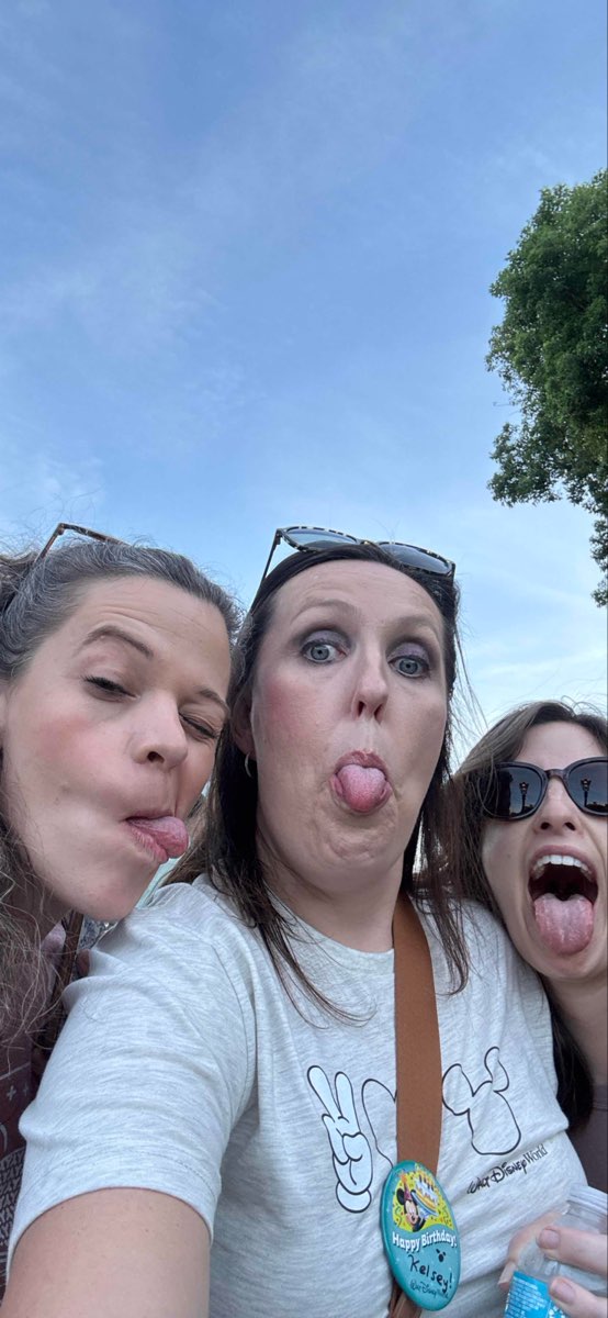 team building scavenger hunt