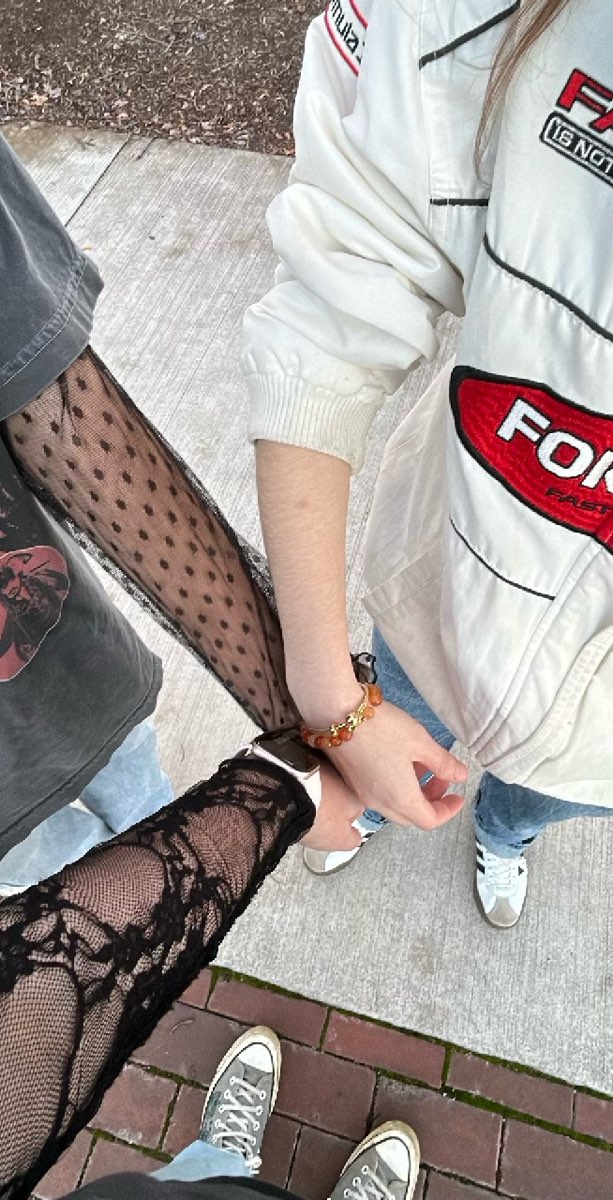 Wheaton Scavenger Hunt scavenger hunt photos