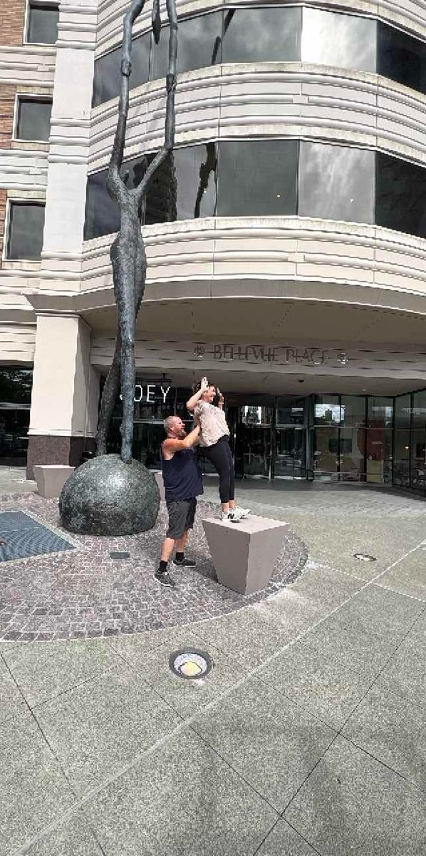 team building scavenger hunt