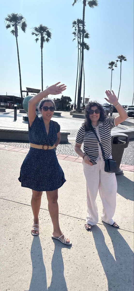 Newport Beach Downtown Scavenger Hunt scavenger hunt photos