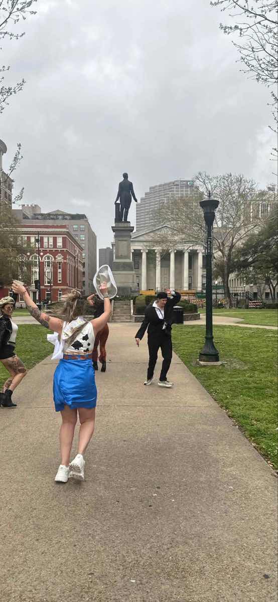 New Orleans Downtown Scavenger Hunt scavenger hunt photos