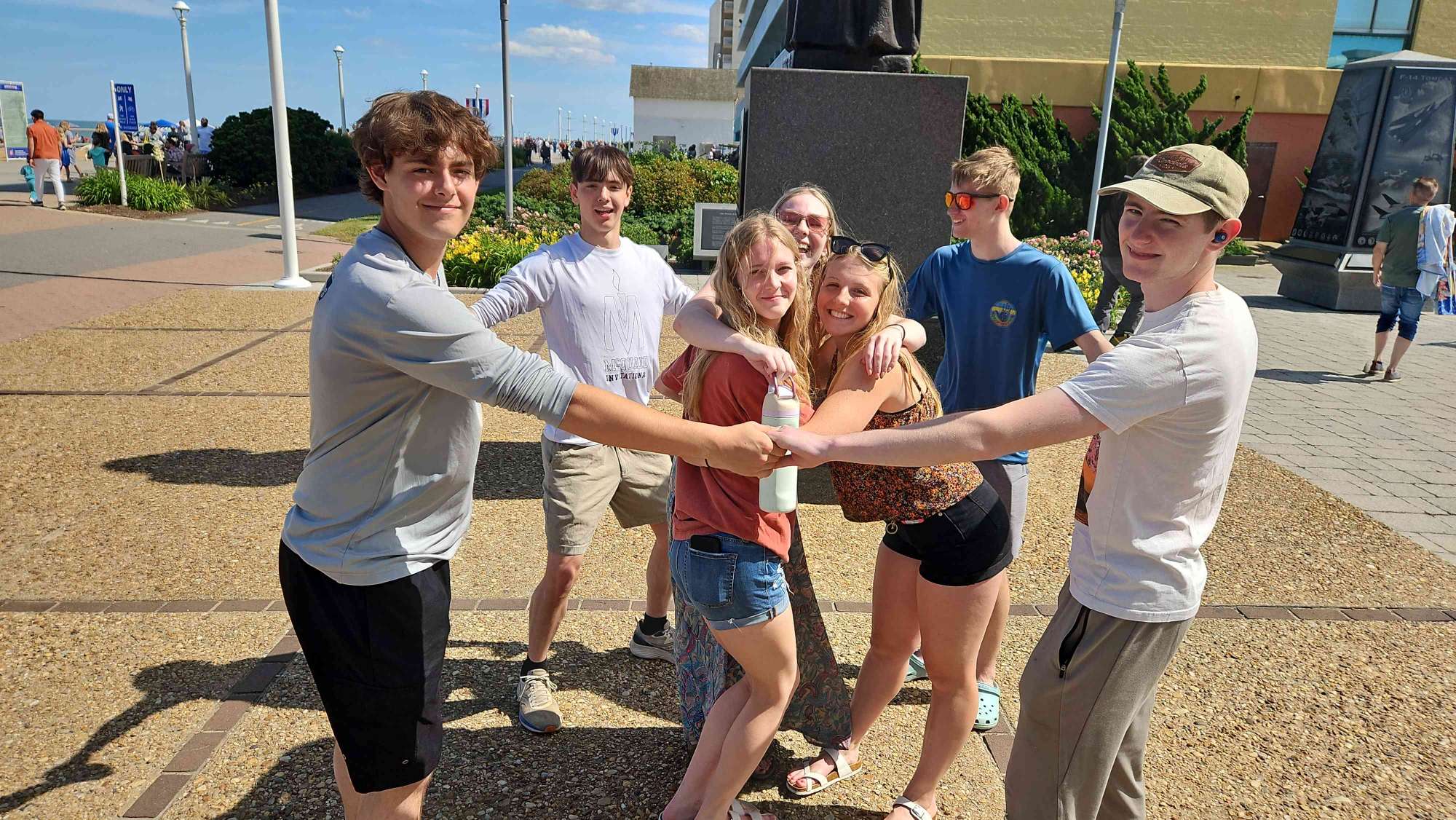 Virginia Beach Downtown Scavenger Hunt scavenger hunt photos