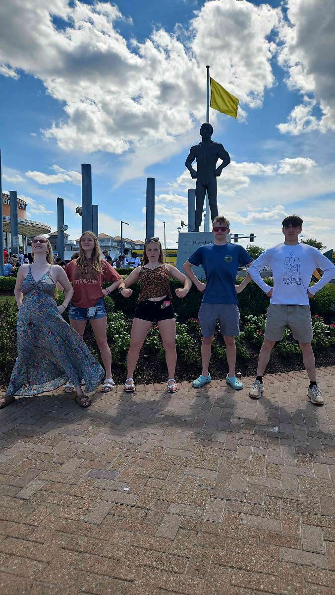 Virginia Beach Downtown Scavenger Hunt scavenger hunt photos