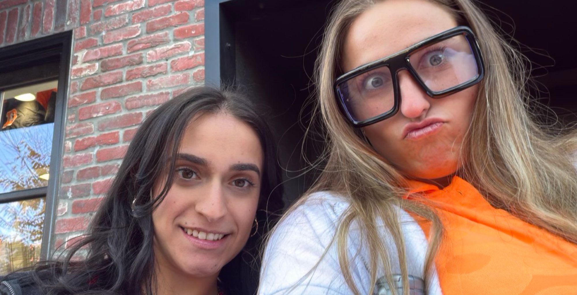 team building scavenger hunt