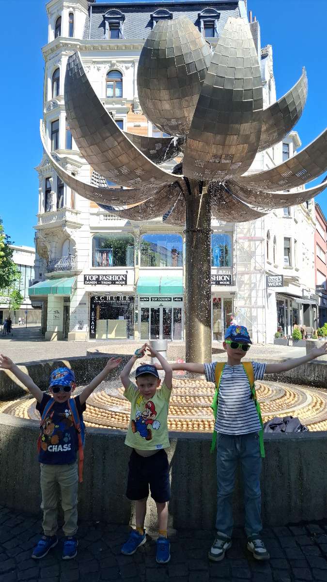Aachen Scavenger Hunt scavenger hunt photos