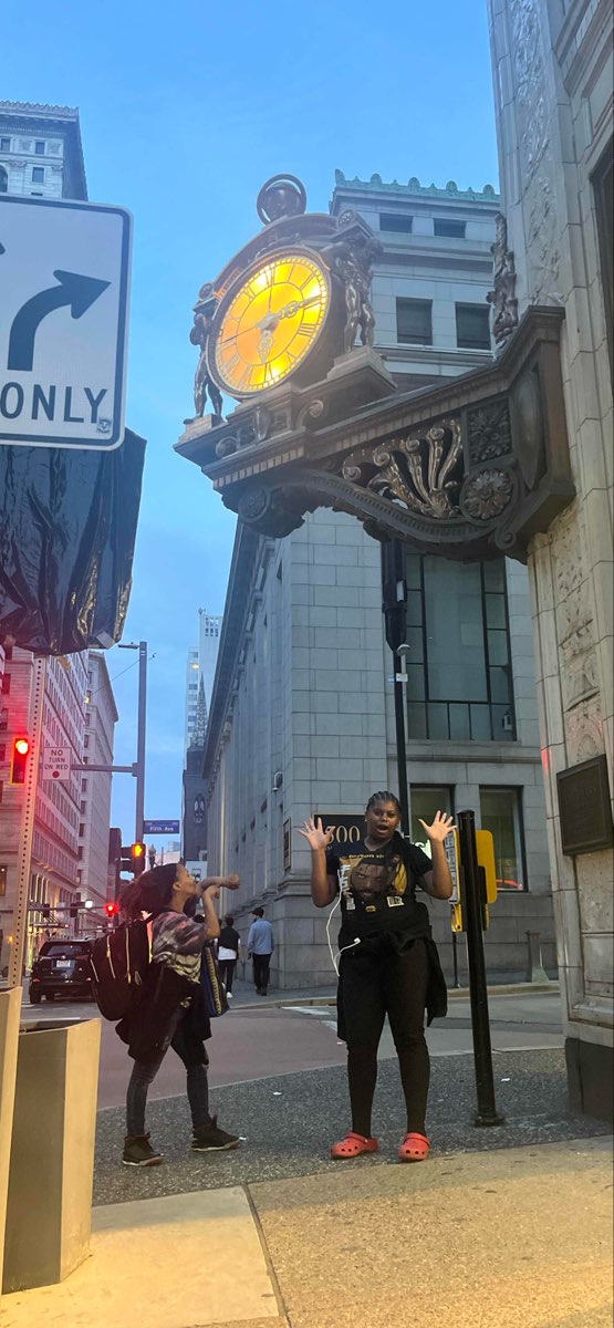 team building scavenger hunt